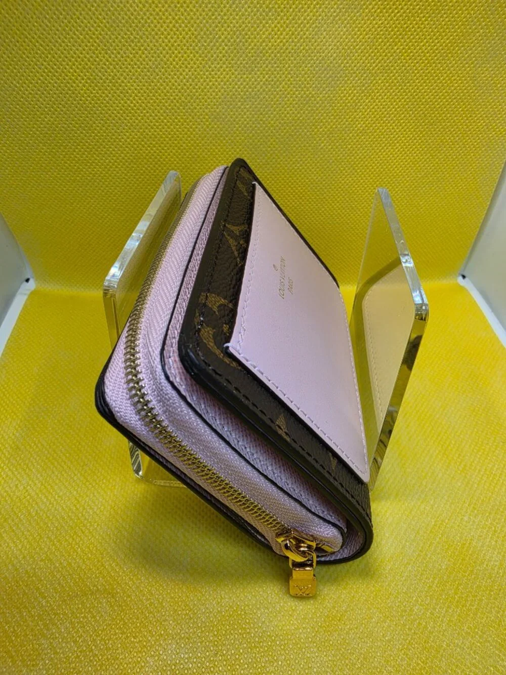 Louis Vuitton slots unused request